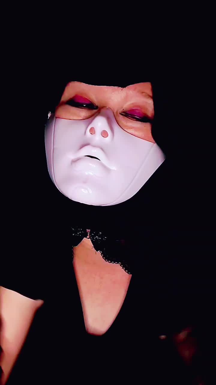 @Dr.Mistress_Plague