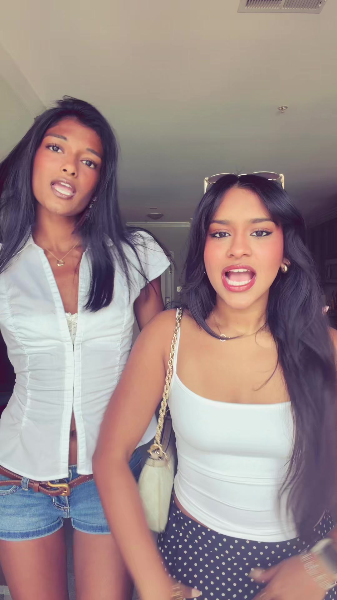 @rishika🎀