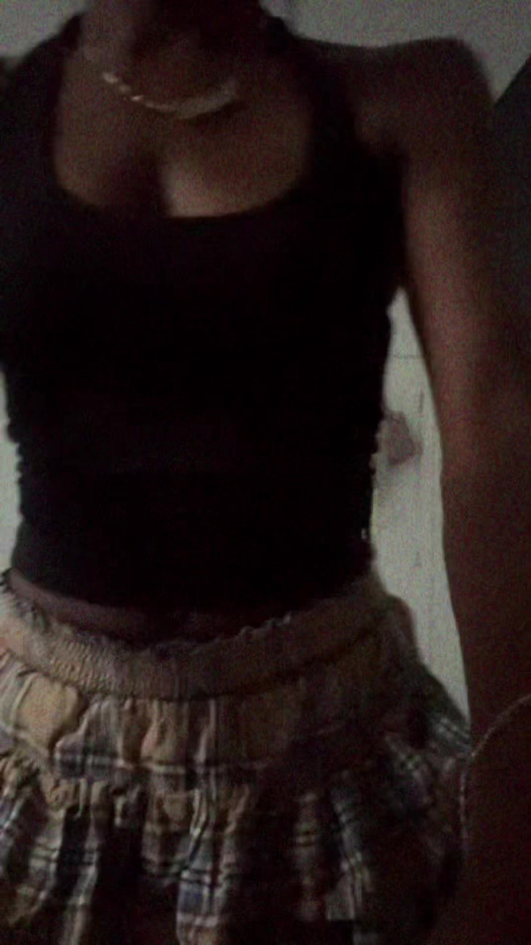 @￴ ￴￴