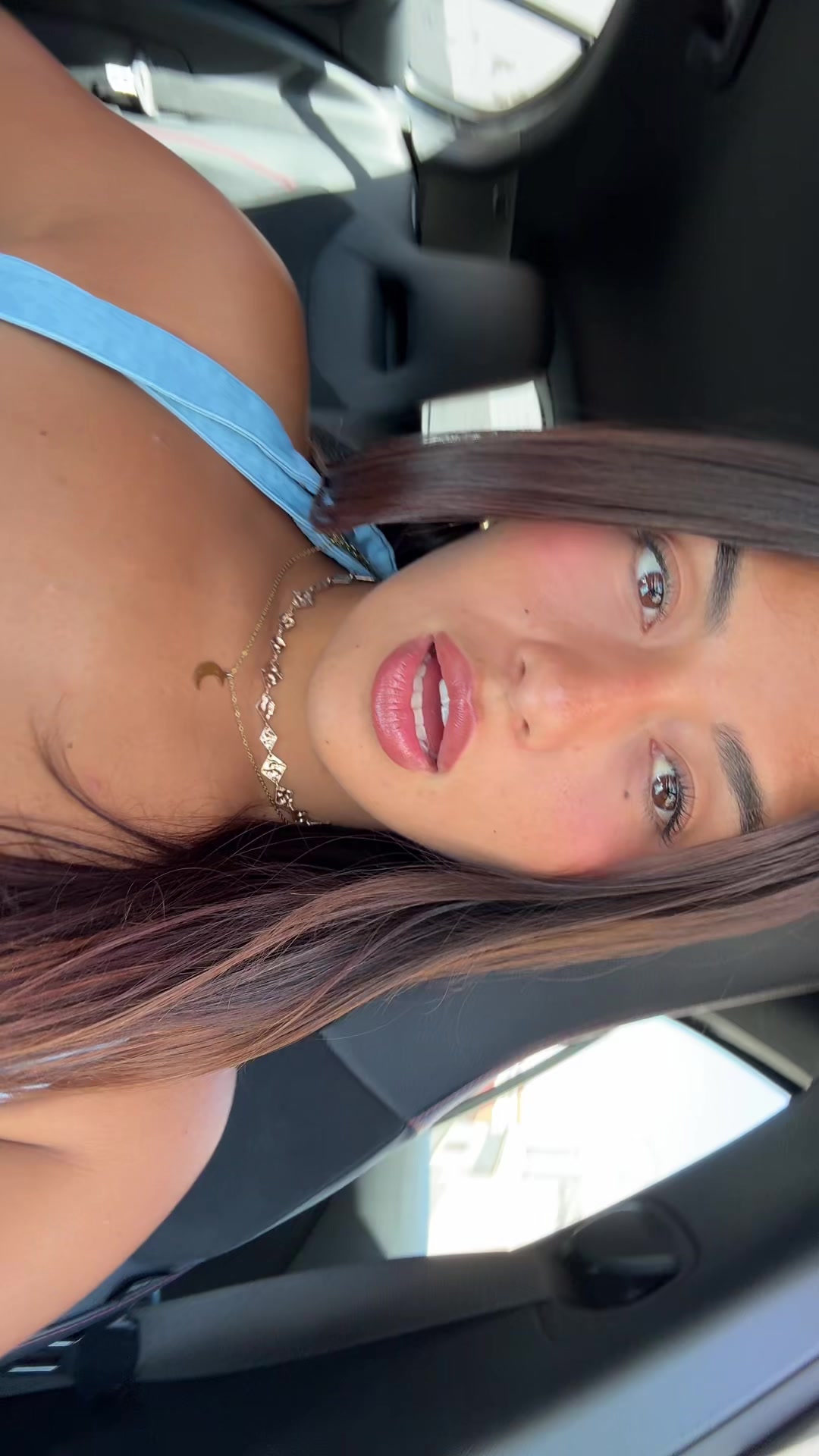 @Ari&ensp;💞🌞💗✨