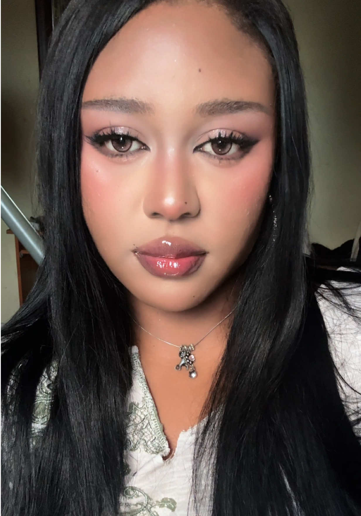 @valiinette