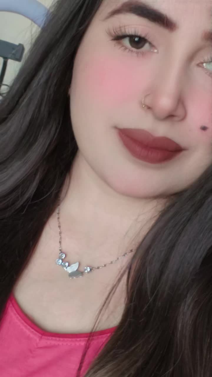 @missqueen2064