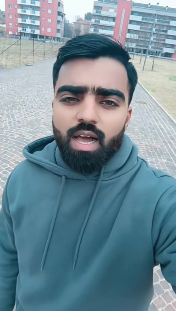 @ملک گجرات آلہ 🫀🫂🫶🏻