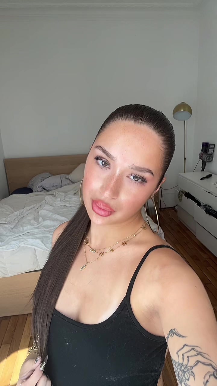 @Nininails