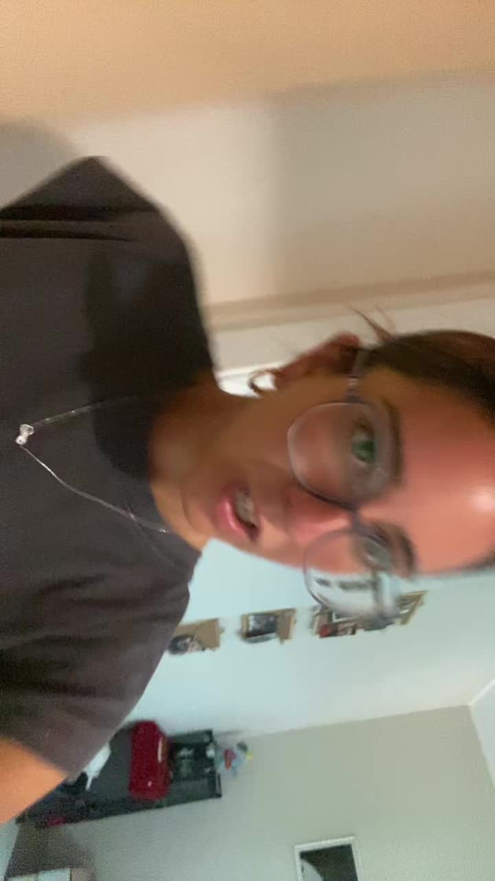@claudia🦇