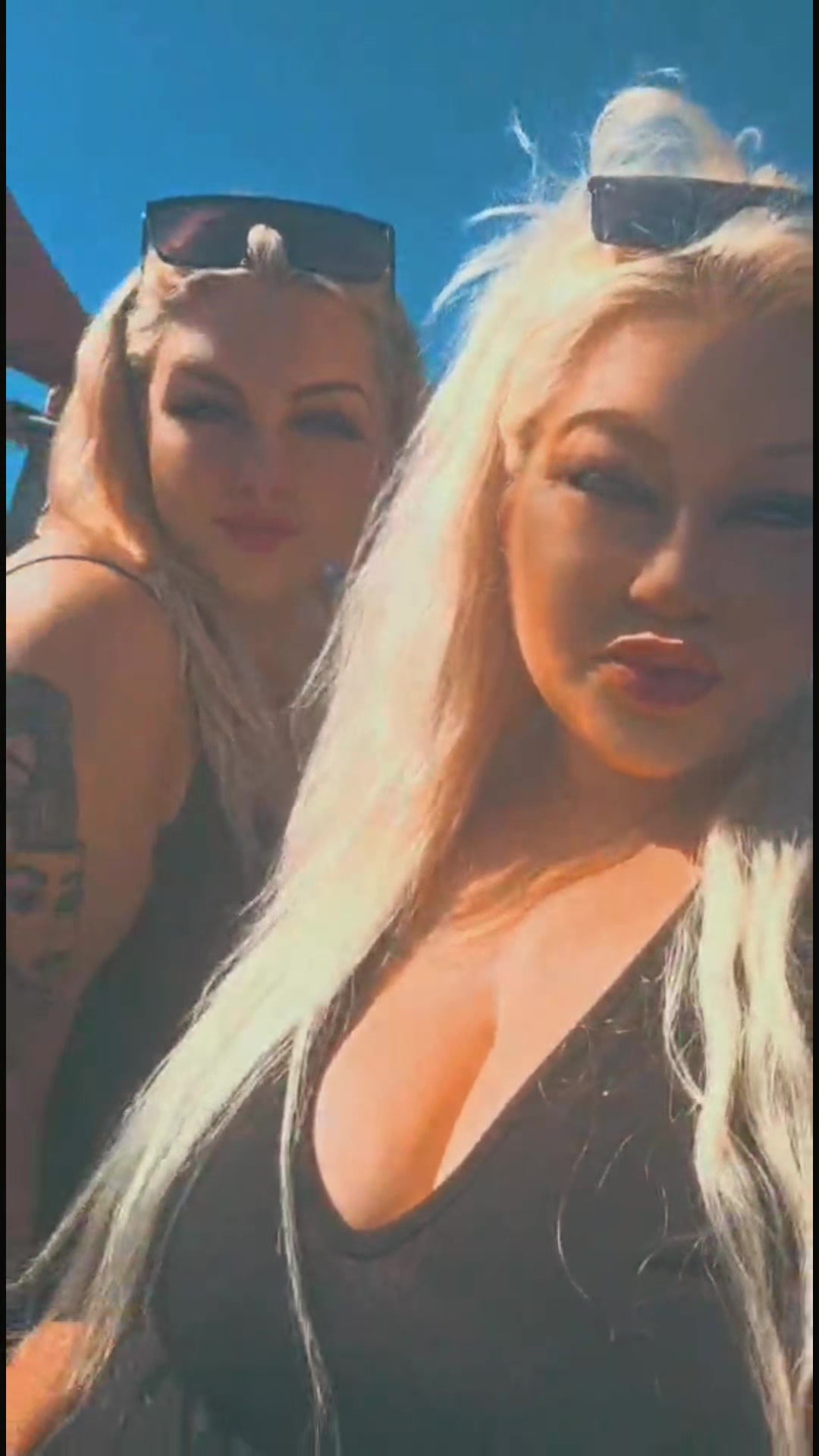 @DeeZee*