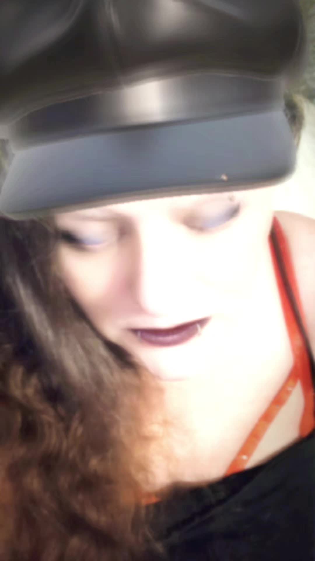 @Crazydevil😈