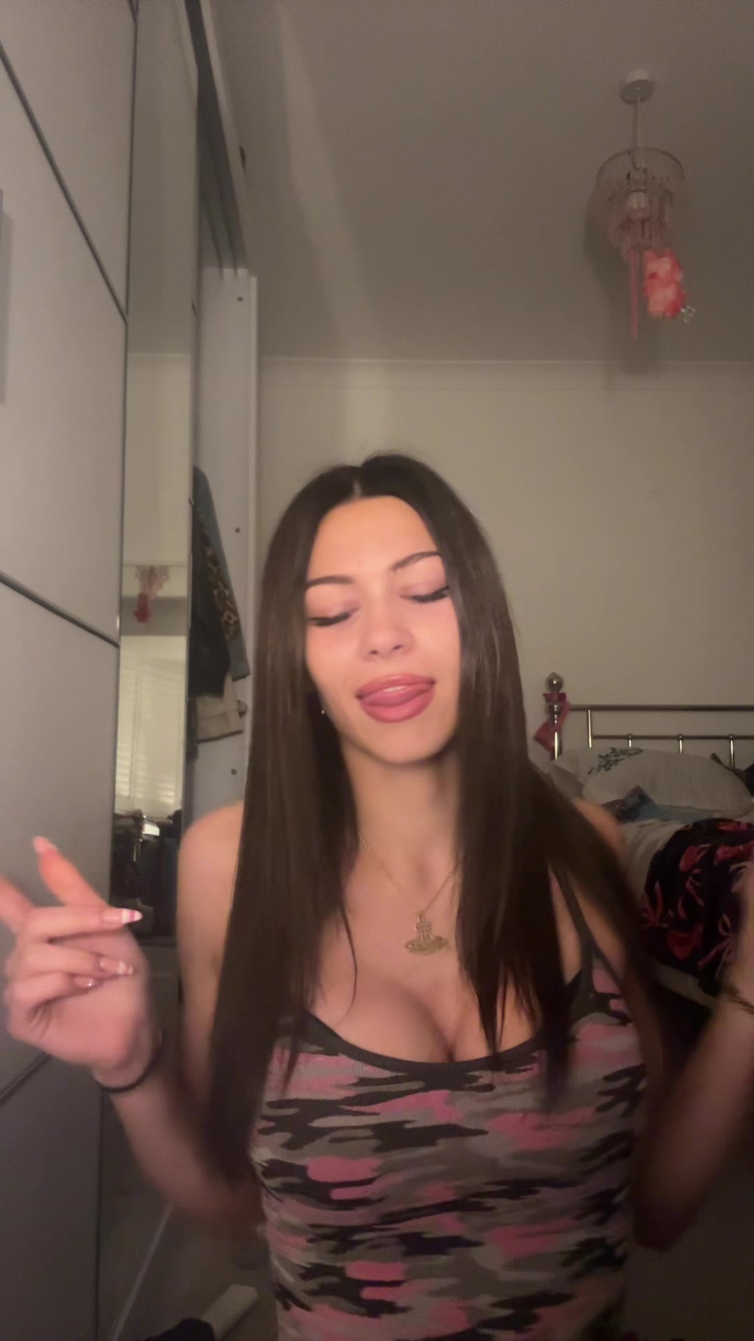 @mia🦦