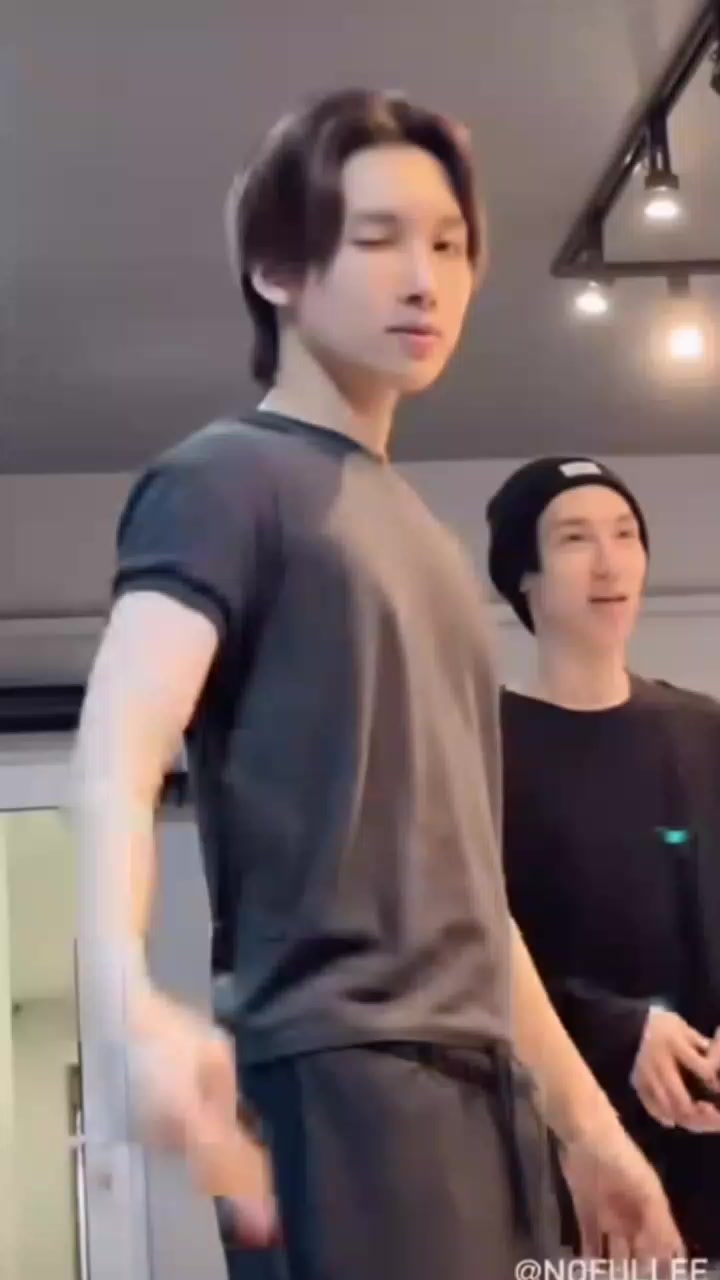 @메리조이