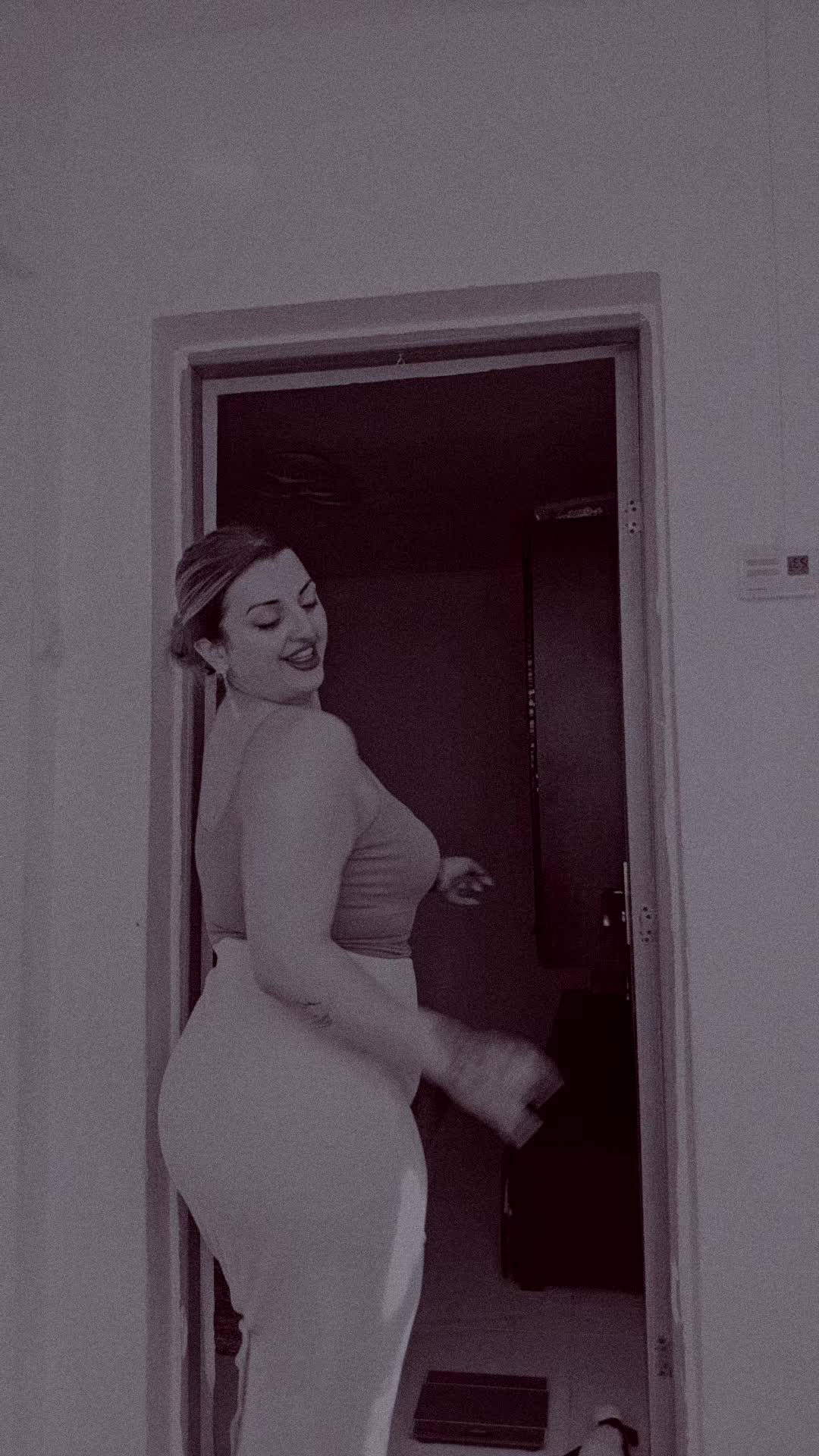 @Elisa