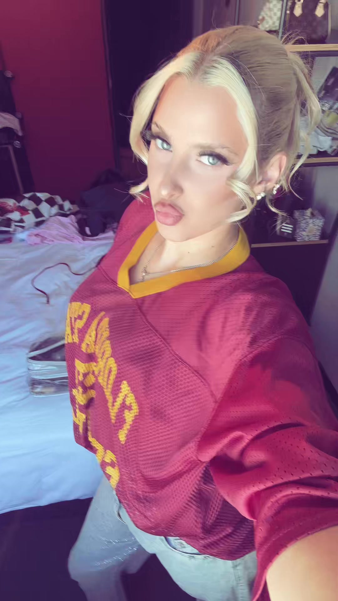 @-