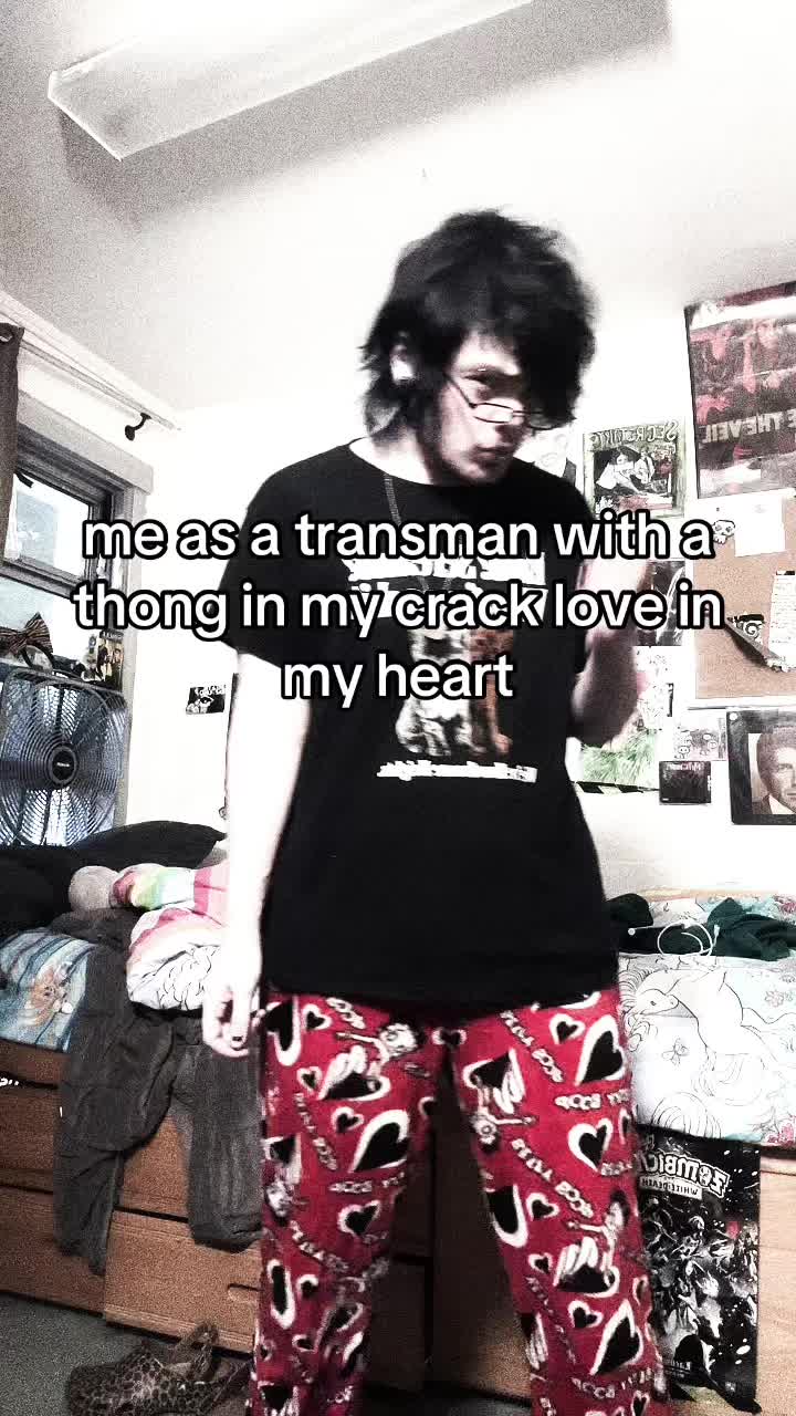 @Ｔʀ𝑒ʋ☢︎ʀ❤︎𝒱𝒶𝓁𝑒𝓃𝓉𝒾𝓃𝑒