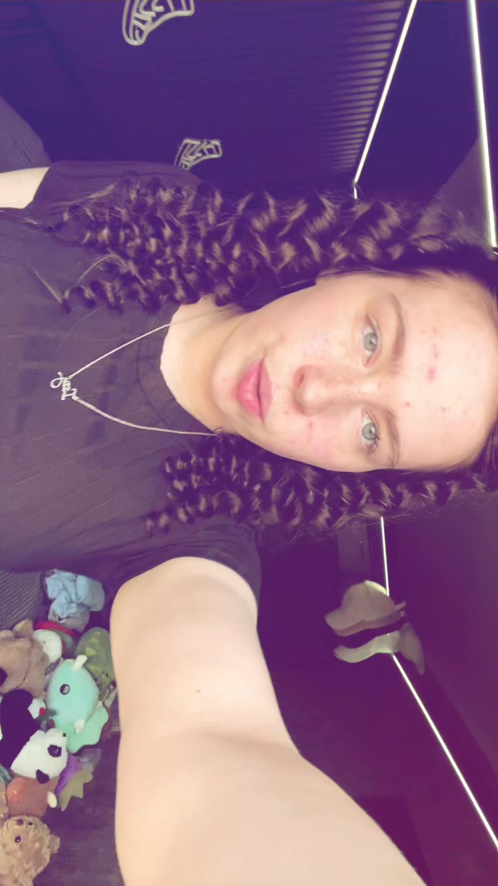 @izzy_may18