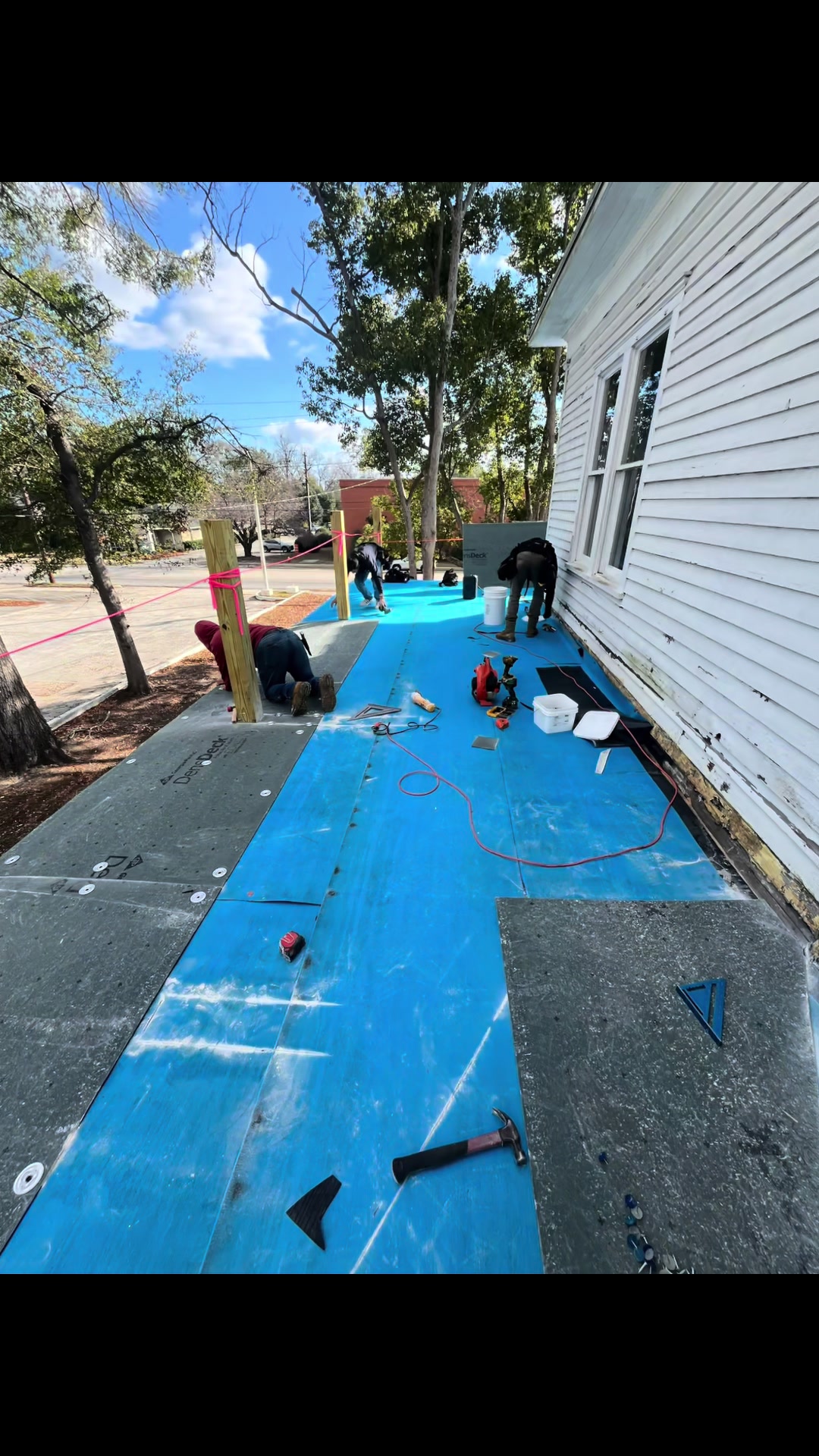 @R&M Roofing construction LLC