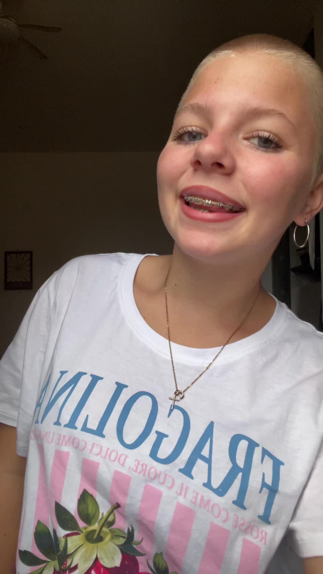 @𝓶𝓲𝓷𝓲 𝓬𝓪𝓽𝓸𝓾