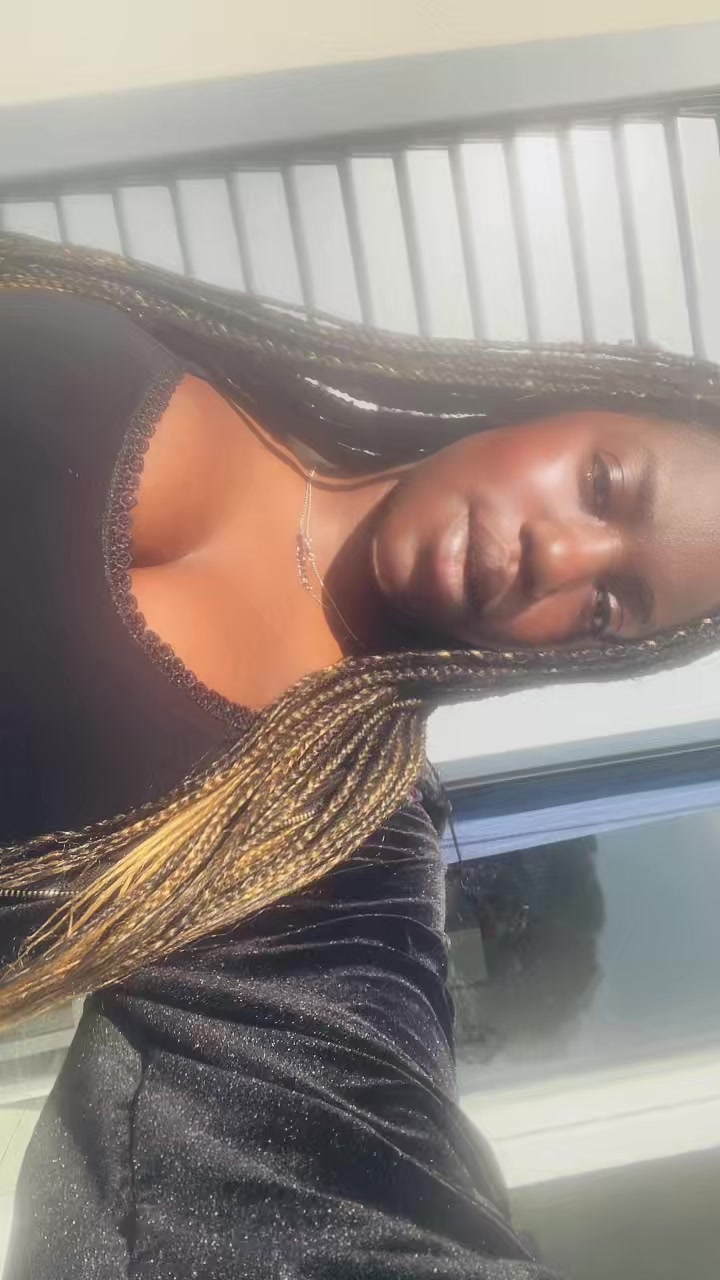 @_blaackbarbiee_