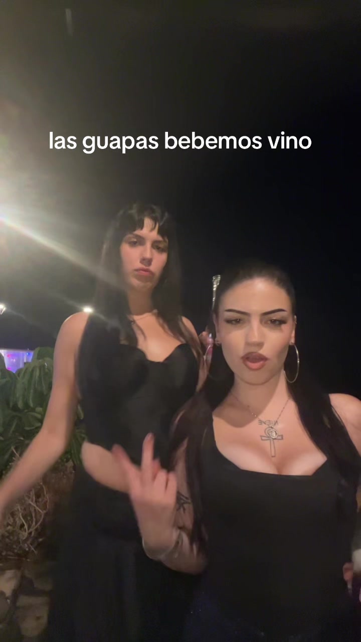 @lauraacl_