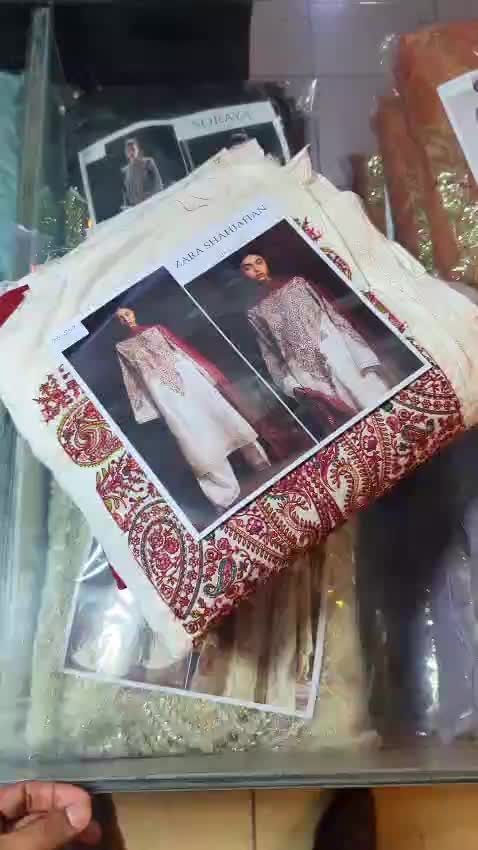 @Dilpasand libas