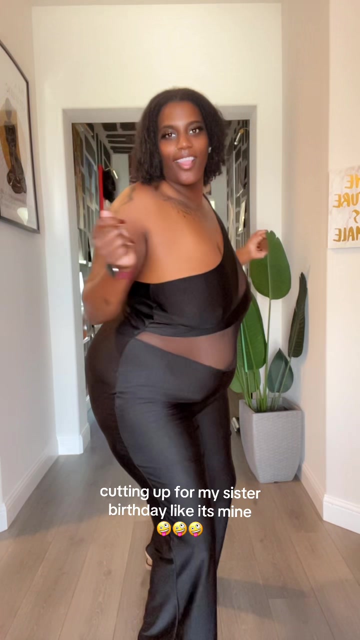 @LeeLee