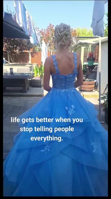 @AnnieLee