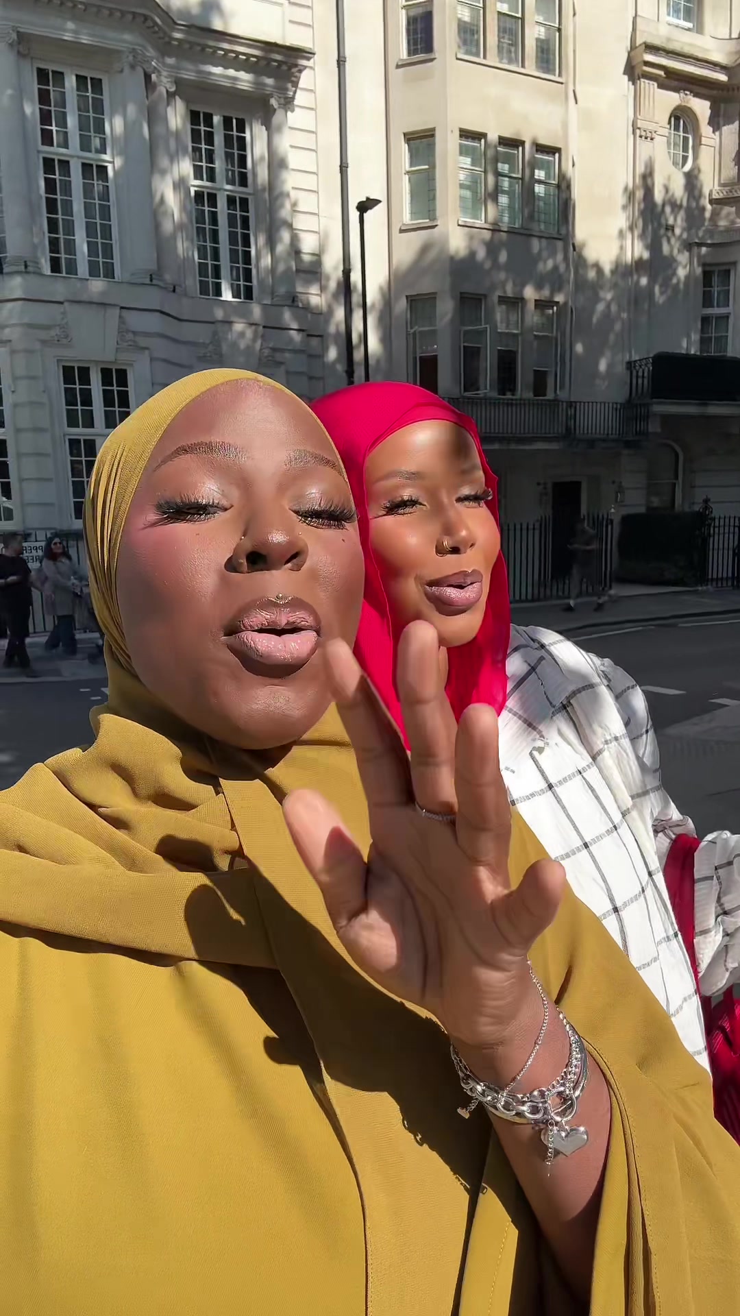 @ameenaroshae