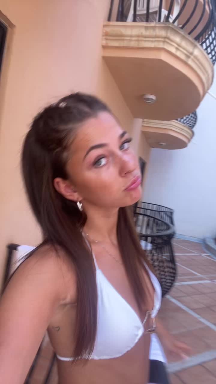 @caitlin