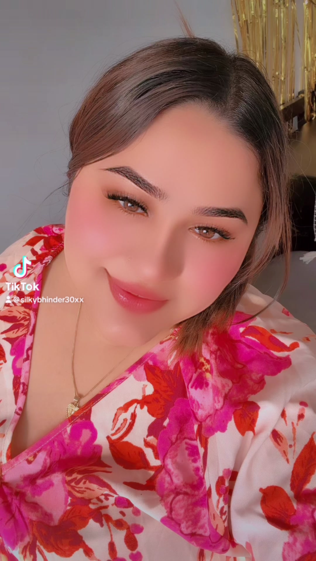 @Silky ਭਿੰਡਰ 👑