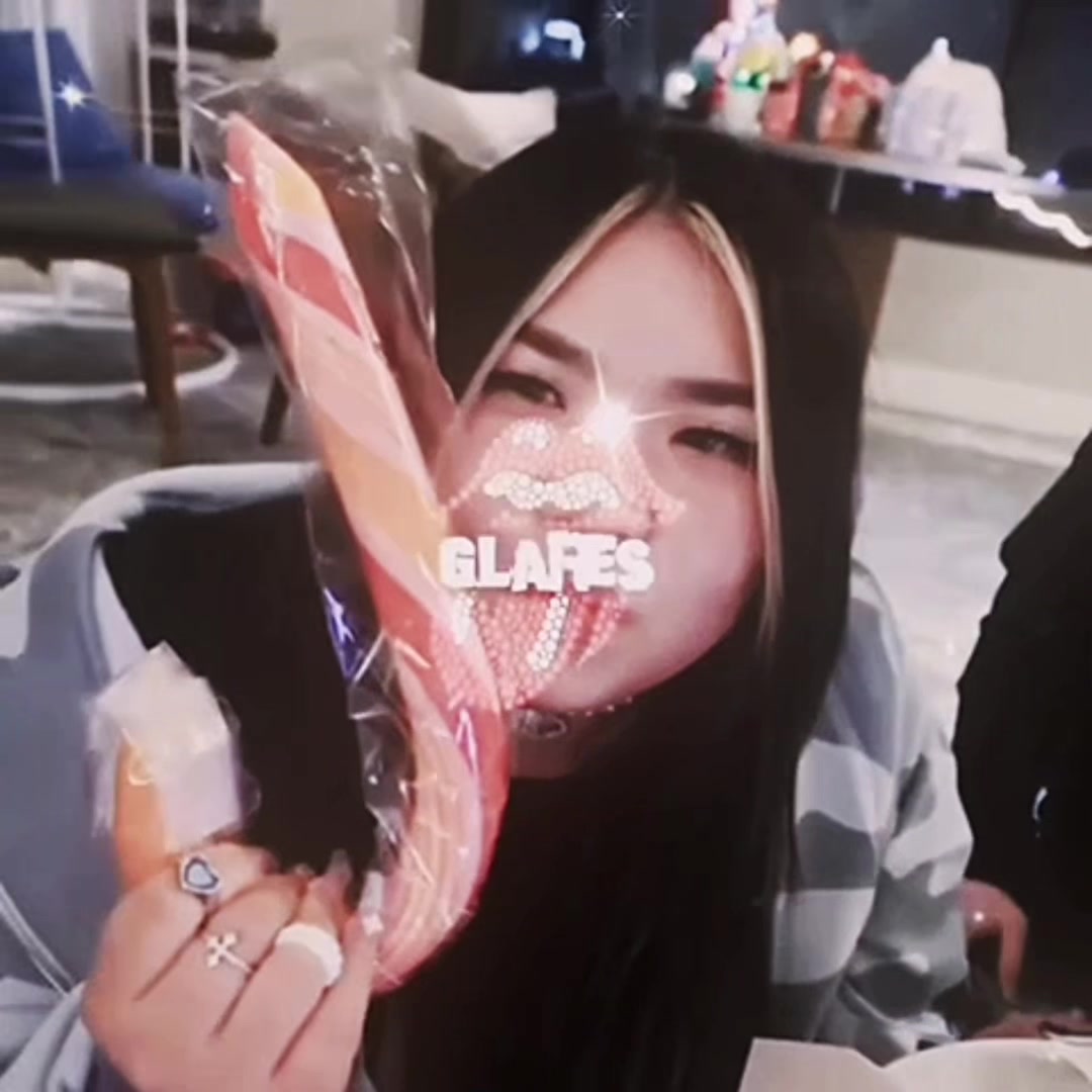 @𐙚 𝄞 glare 𝄞
