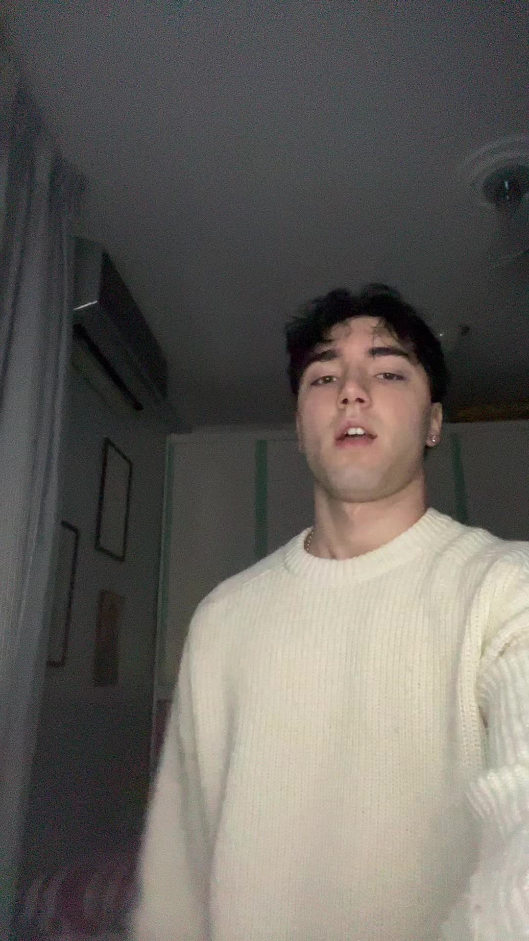 @giovybor11