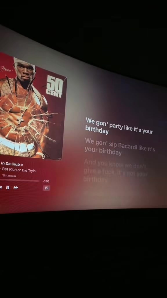 @🎧