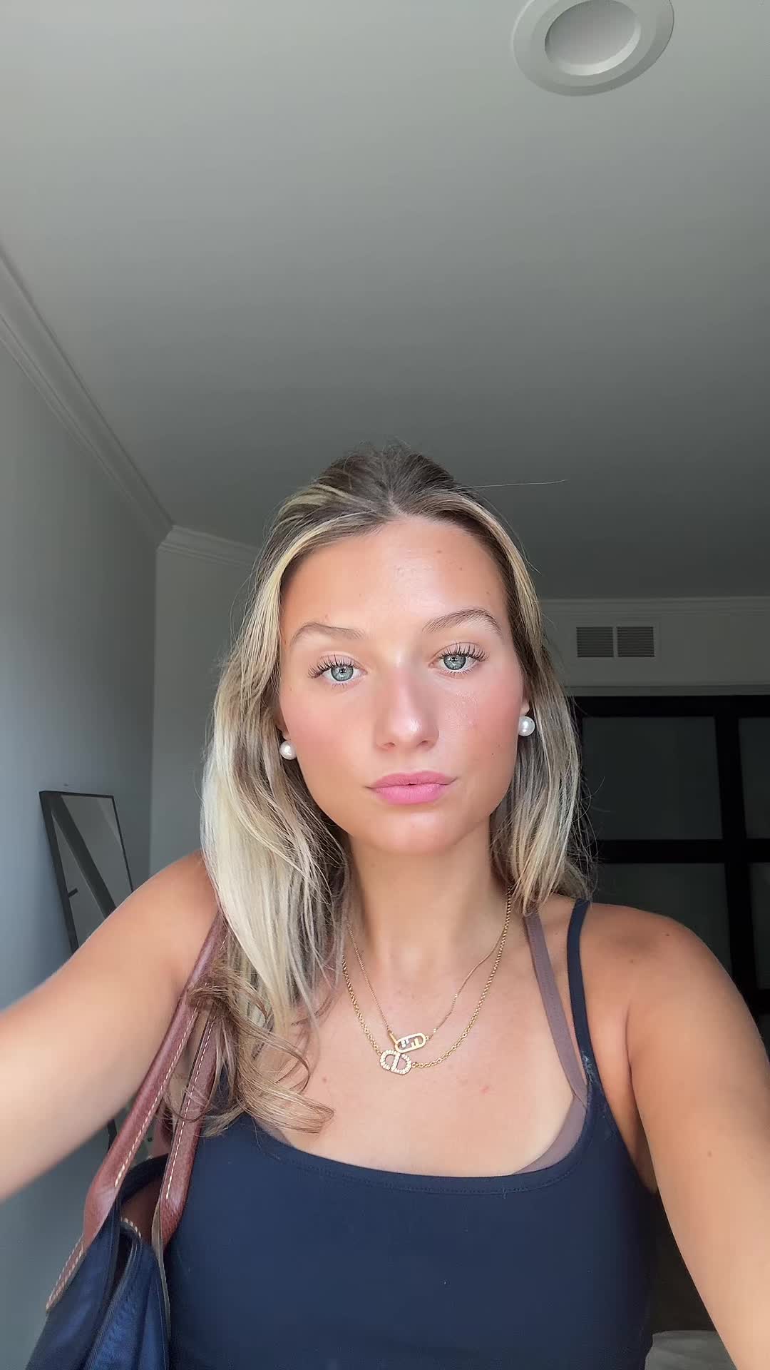 @A N N A 🪽 ⭐️ ✨ 🛍️