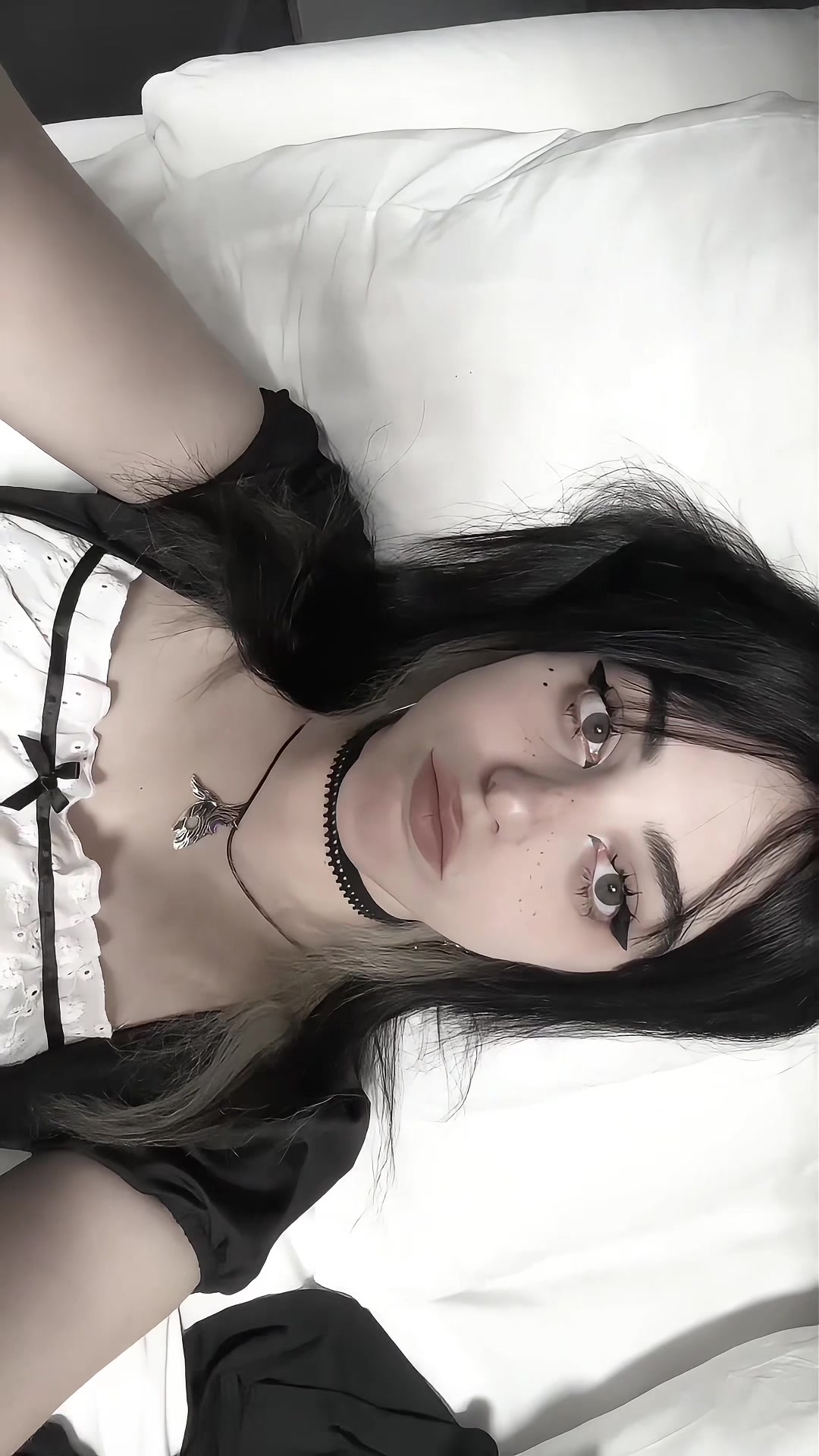 @bunny🦇