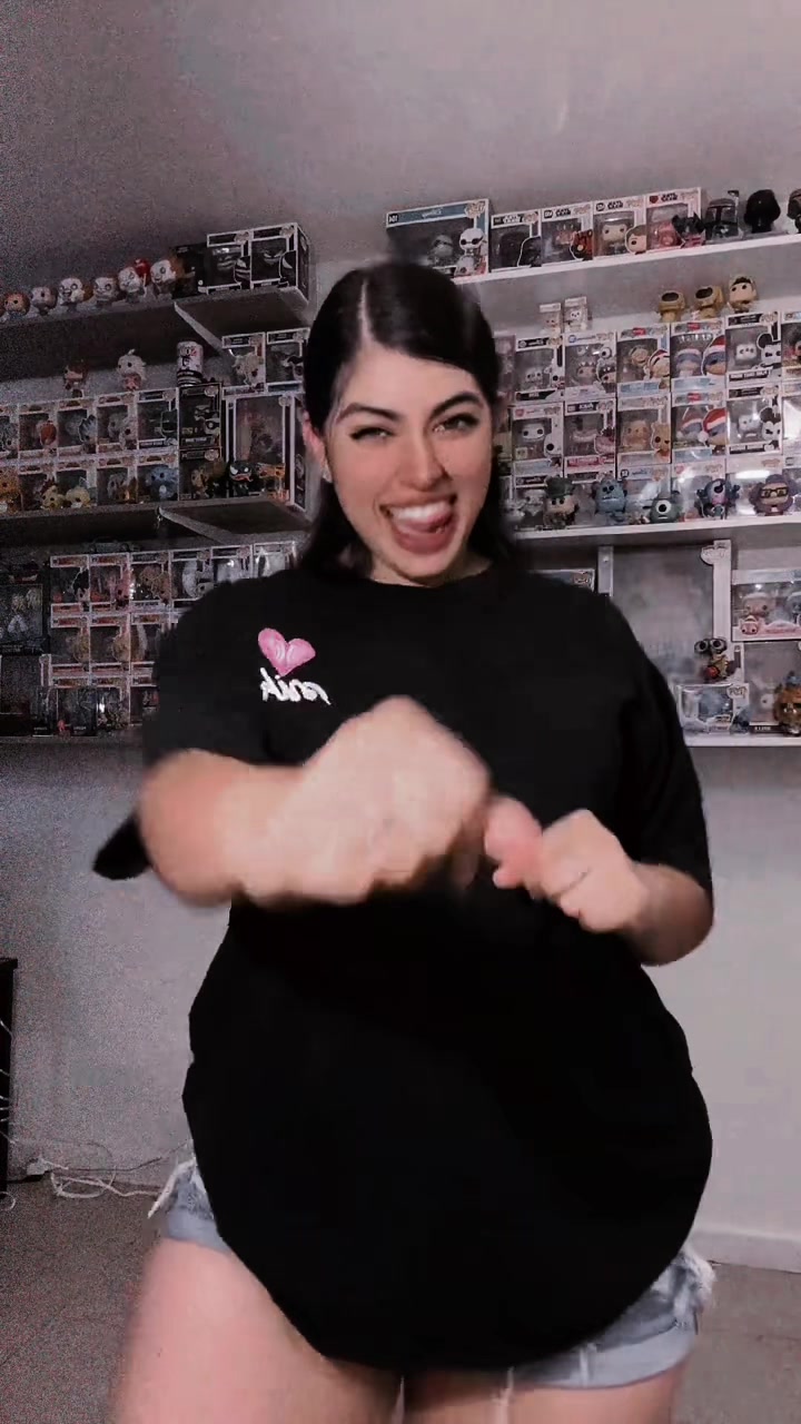 @nadiafloreslove