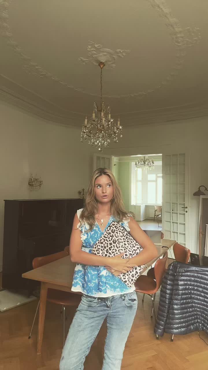 @Emmi.b2