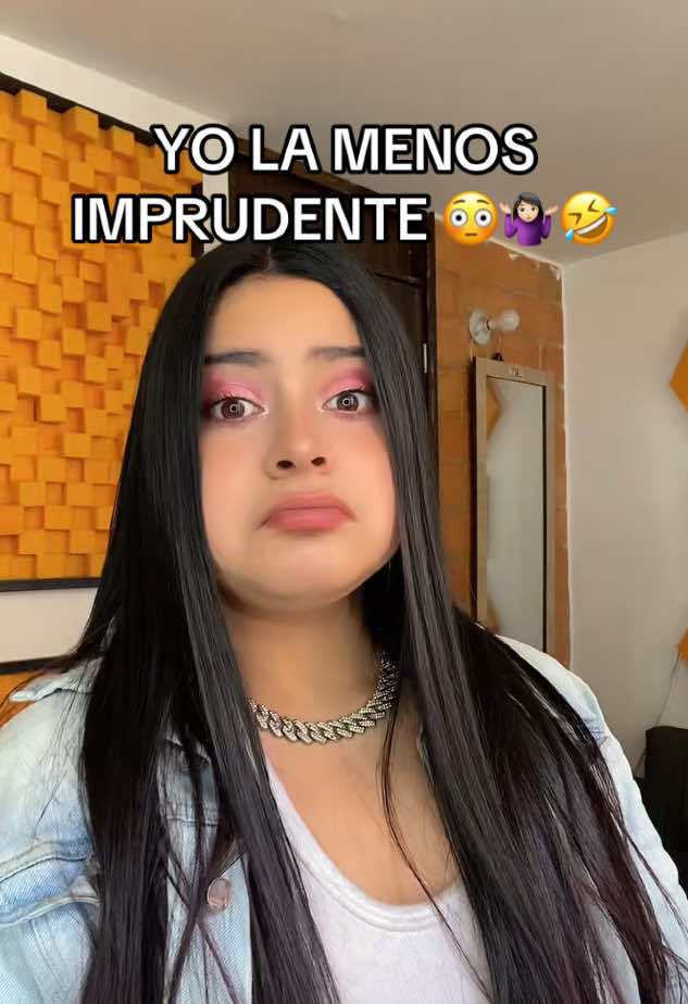 @🇨🇴 Karol Alfaro 🌗🖤🌙☠️