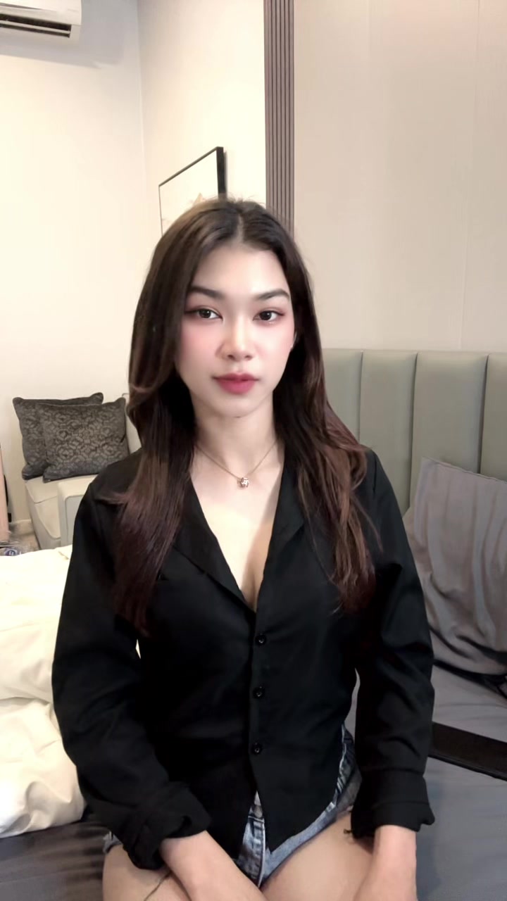@Na_Nareerat