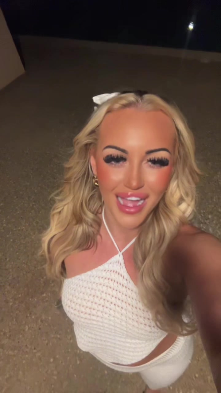 @Leighahover