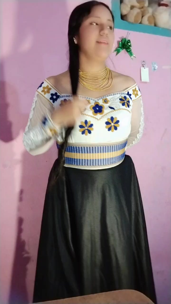 @Gloria_Balla