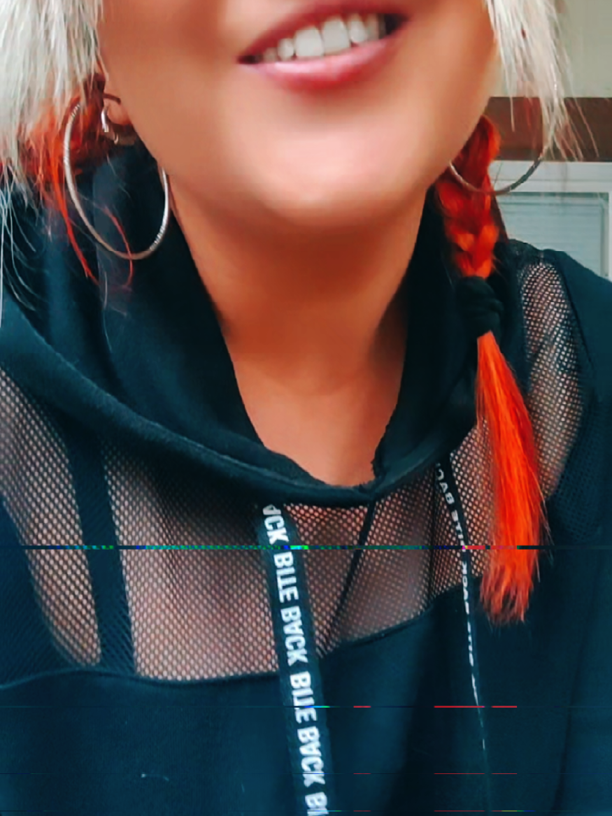 @Mia