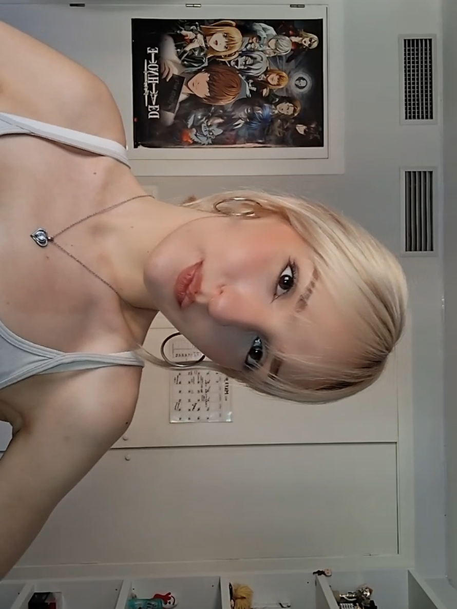 @𝒎𝒂𝒓𝒓𝒛 🦈