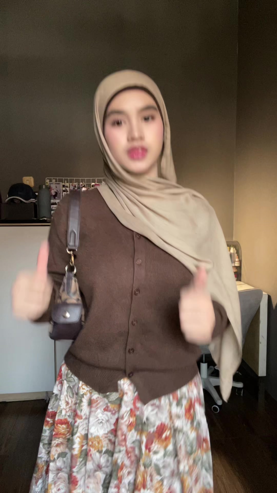 @Nayyut