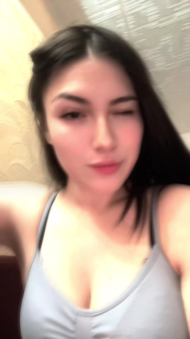 @zeyneb