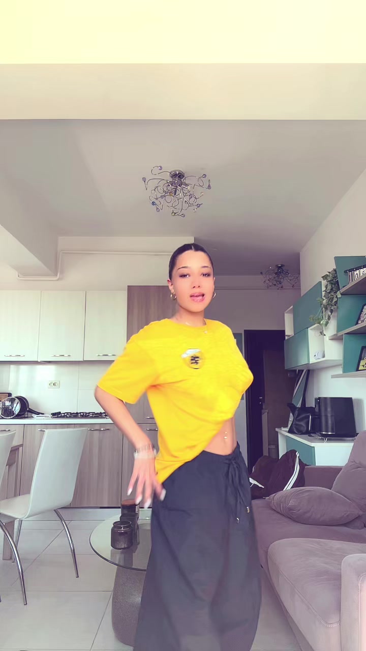 @steliaa