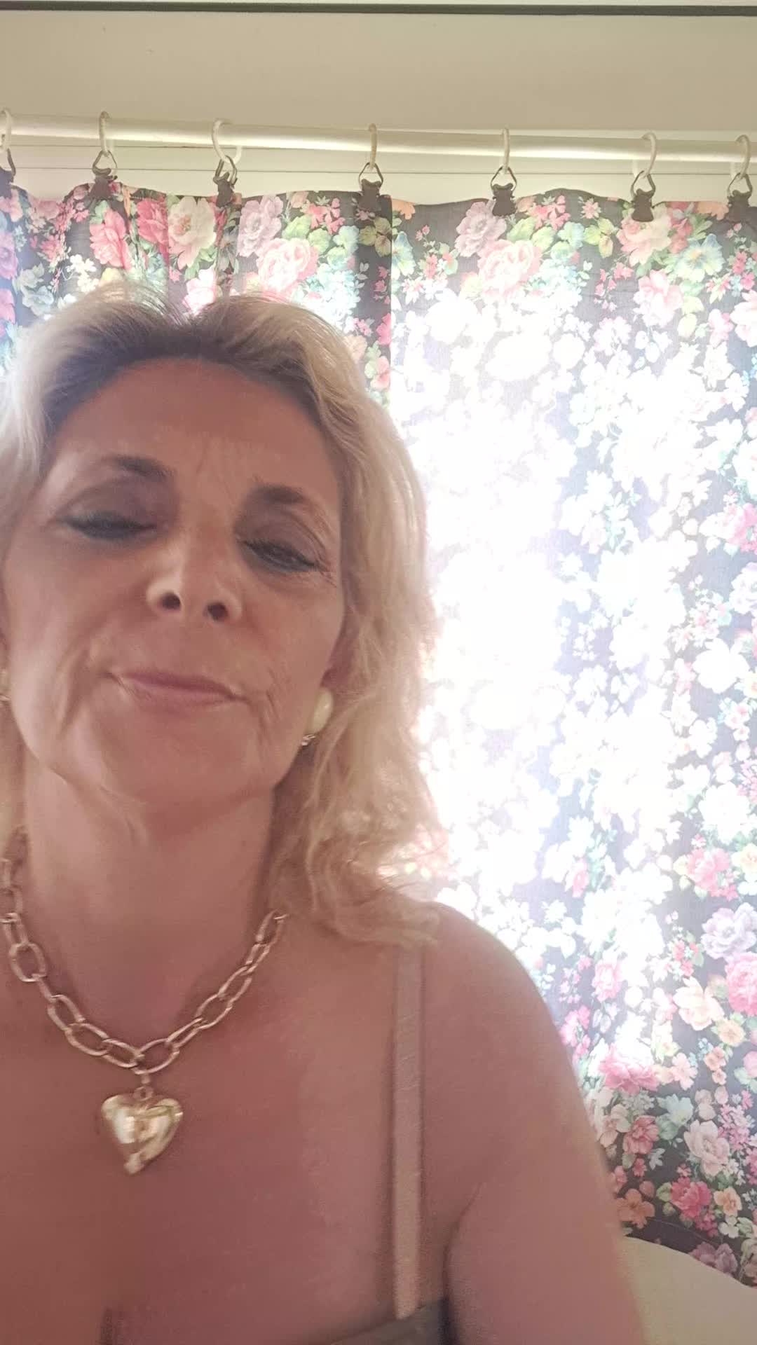 @Carmen de Rubeis
