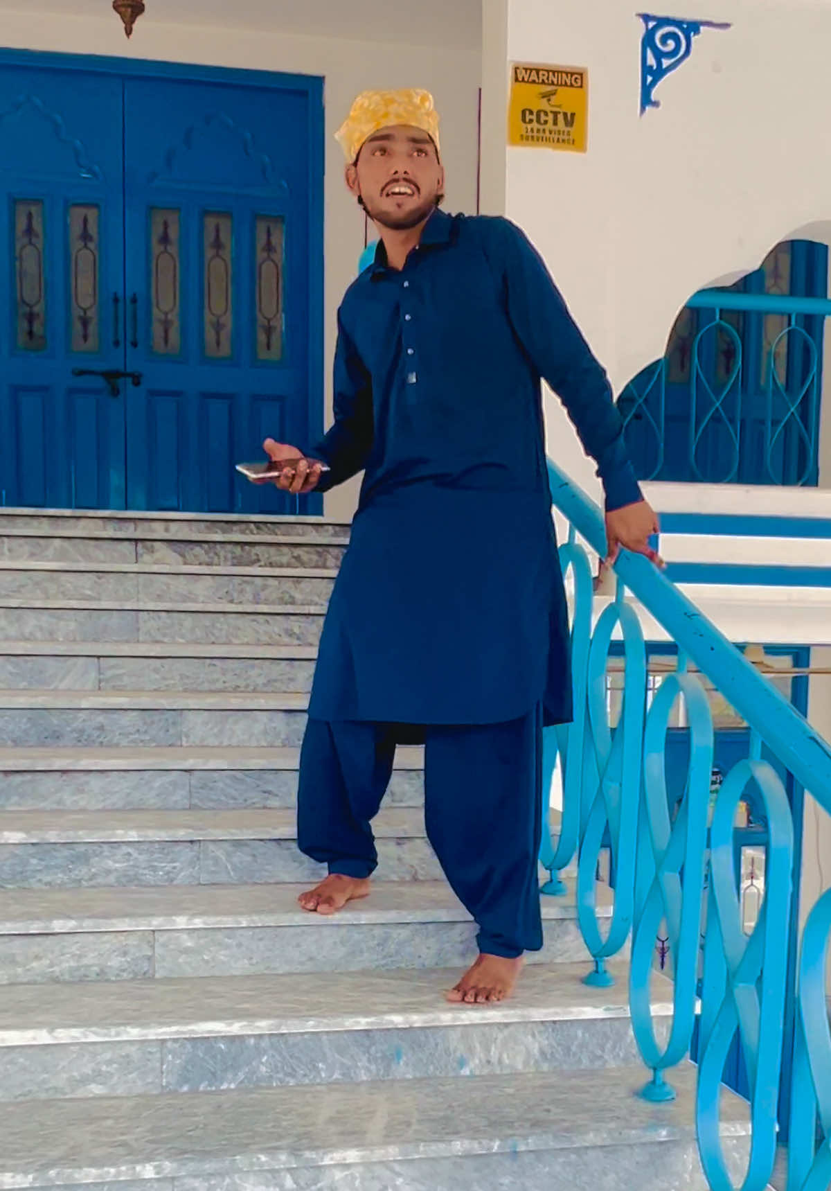 @Mr.darshan😜
