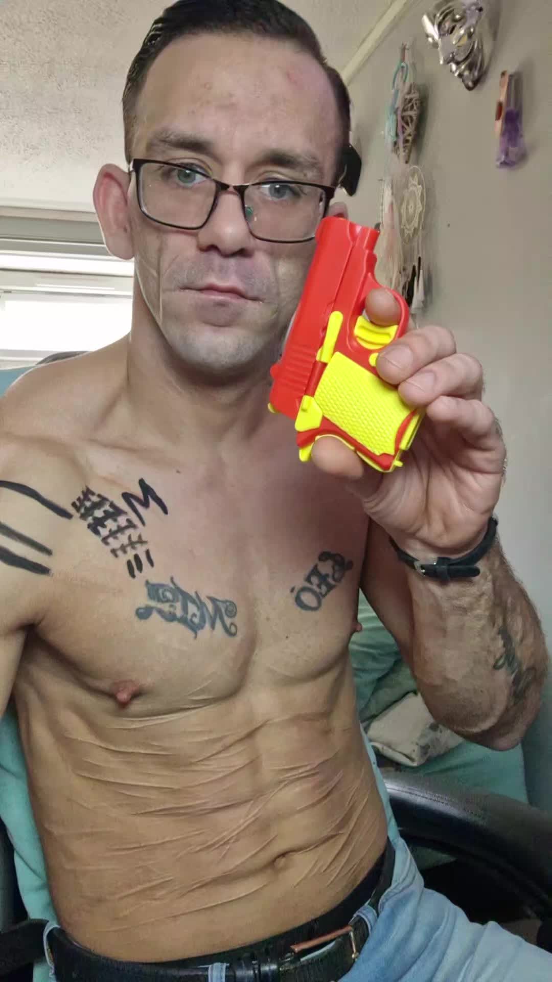 @Michael Lloyd/bodybuilder