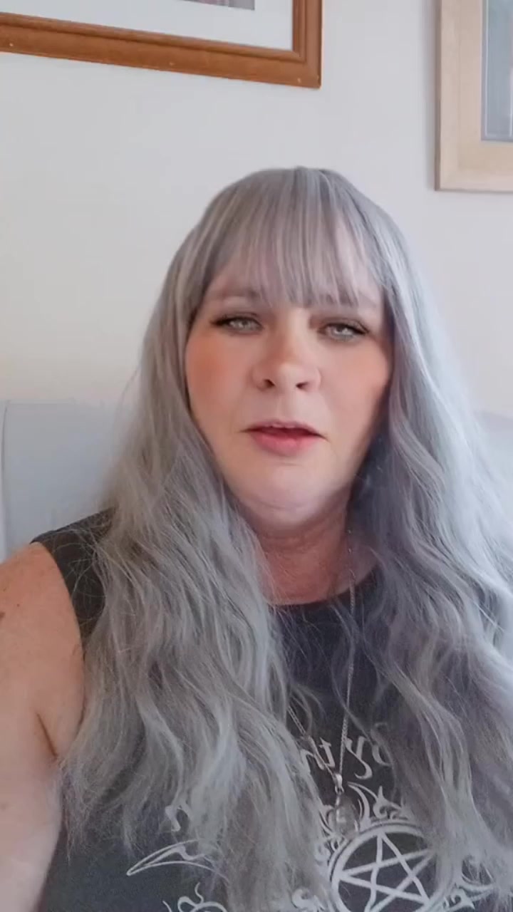 @Nikki Gen❌️ Witch 🥝🐨