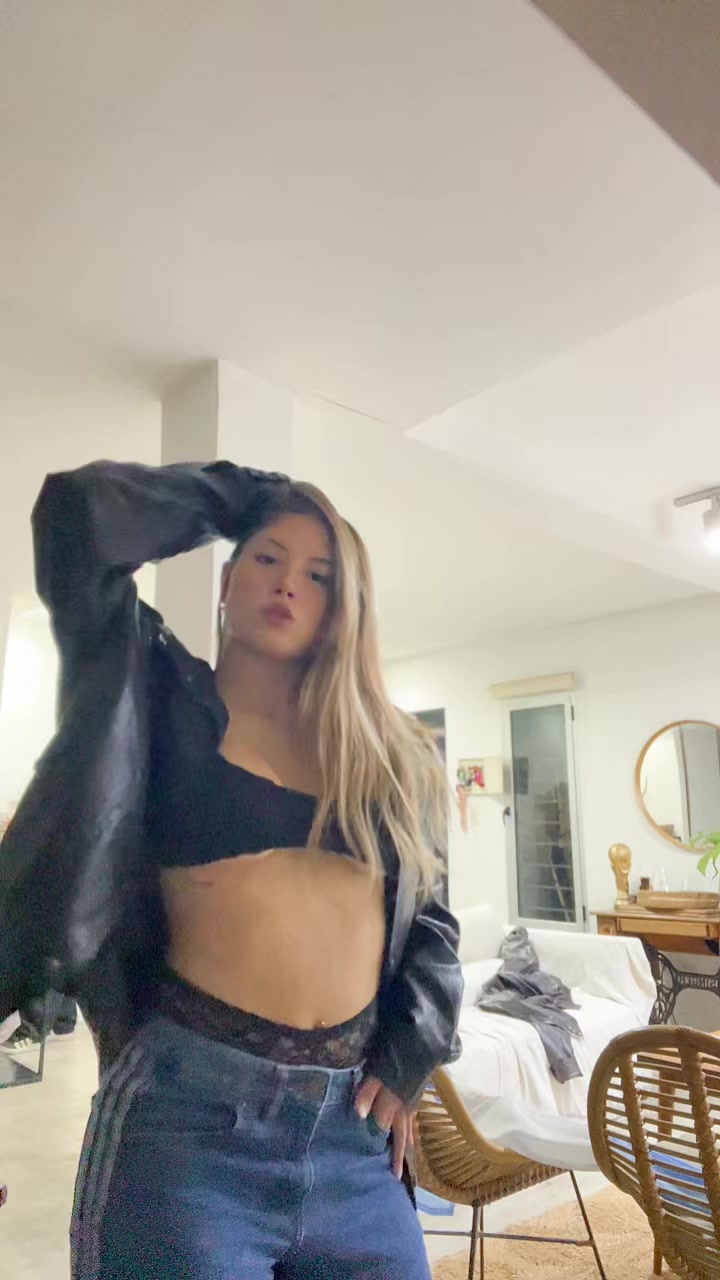 @abru