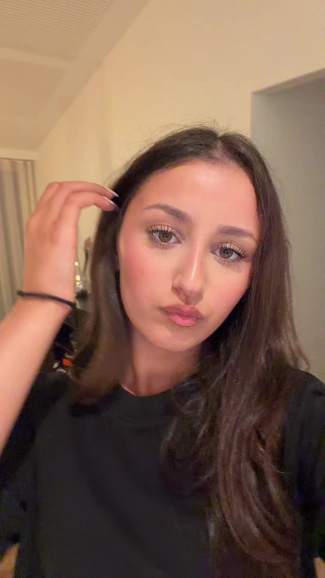 @lrajx