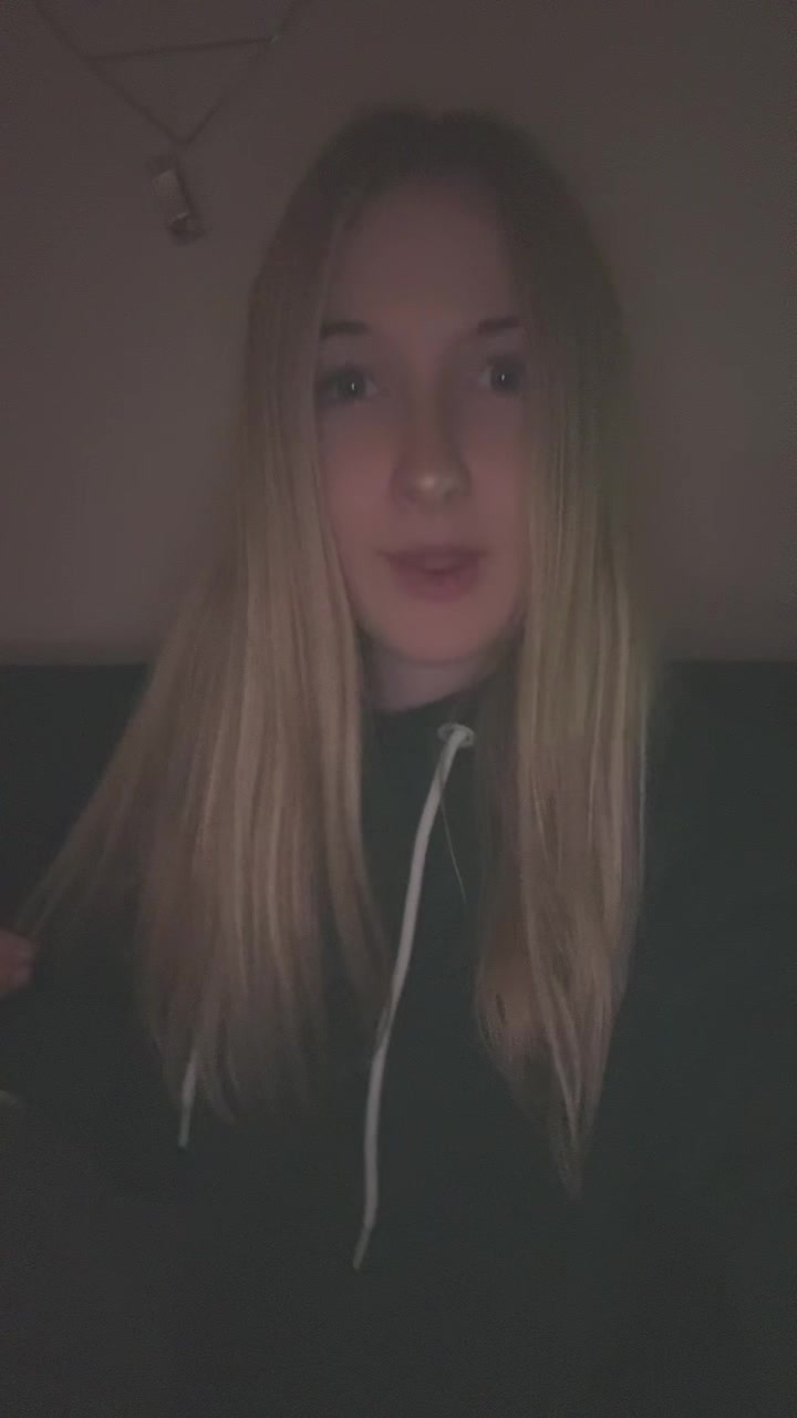 @𝒸𝒽𝒶𝓃𝓉𝒾🇵🇱